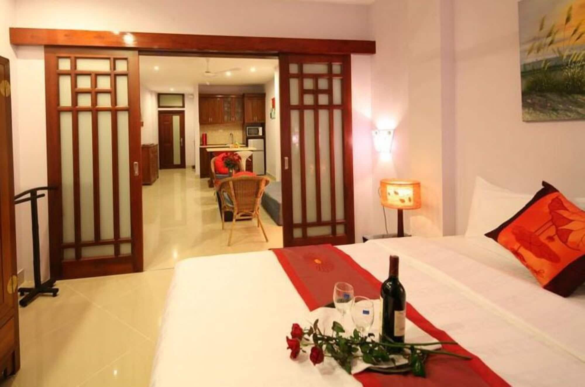 Rising Dragon Estate Hotel Ханой Екстериор снимка