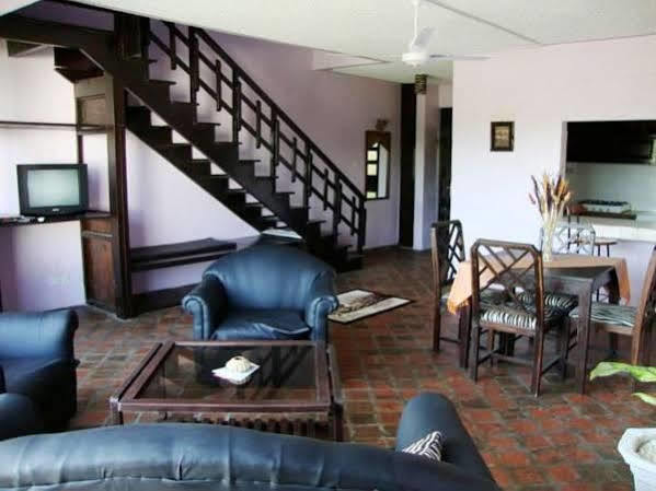 Rising Dragon Estate Hotel Ханой Екстериор снимка